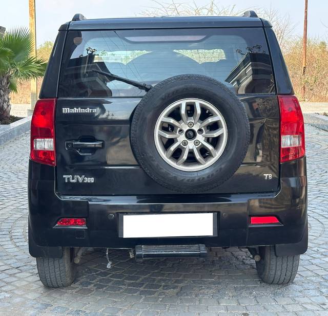https://images10.gaadi.com/usedcar_image/4582096/original/processed_8f6e23912c02d0cf3730dfd2abd2bf0f.jpeg?imwidth=6401