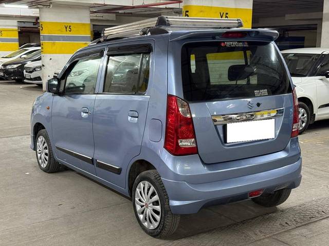 https://images10.gaadi.com/usedcar_image/4582117/original/processed_8cdb17c7828b50897c3d453a06d54163.jpg?imwidth=6402