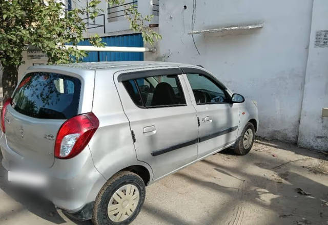 https://images10.gaadi.com/usedcar_image/4582155/original/f1ad9800-a54b-48e4-9021-4cc4e8202fe8.?imwidth=6400