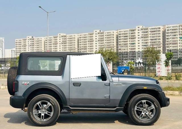 https://images10.gaadi.com/usedcar_image/4582161/original/processed_ca2ffac0-a601-4f05-86b3-df04cb692bd6.jpeg?imwidth=6401
