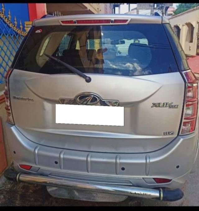 https://images10.gaadi.com/usedcar_image/4582298/original/processed_87cd5c31-237a-46b7-ac26-944534de763a.jpg?imwidth=6402