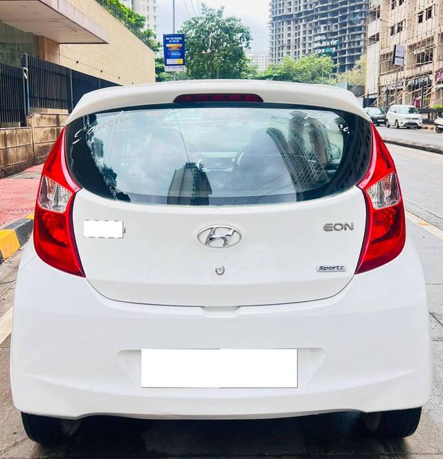 https://images10.gaadi.com/usedcar_image/4582380/original/processed_4616e538a98f2ce7bda56614d3c76520.jpg?imwidth=6401