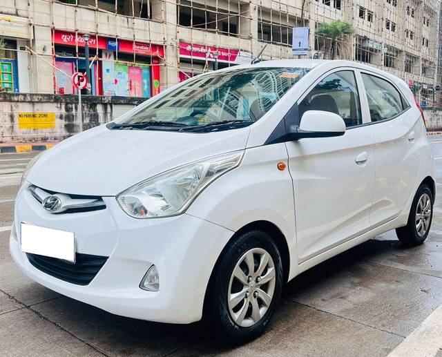 https://images10.gaadi.com/usedcar_image/4582380/original/processed_8e7bf41e67b0d7f810919c071dc6d0c7.jpg?imwidth=6400