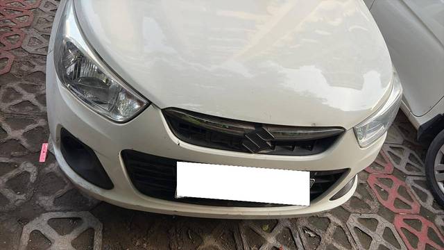 https://images10.gaadi.com/usedcar_image/4582455/original/processed_614ad35c-47db-48b6-835d-b227d8ee8397.jpg?imwidth=6401