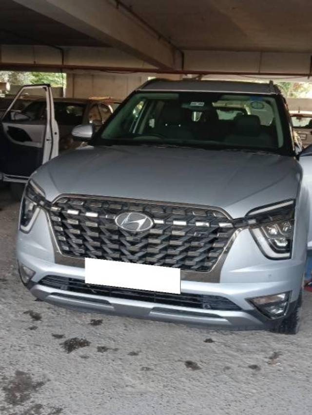 https://images10.gaadi.com/usedcar_image/4582466/original/processed_17d28022-da95-478e-8916-eca548396fda.jpeg?imwidth=6400