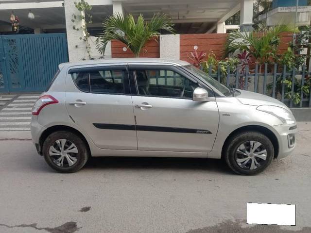 https://images10.gaadi.com/usedcar_image/4582470/original/processed_dc7e611a266670de92a6cf3a669f18dd.jpg?imwidth=6401