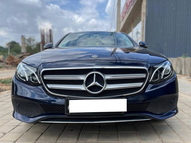https://images10.gaadi.com/usedcar_image/4582474/original/processed_14293d4a667783878c7405268261728a.jpg?imwidth=6402