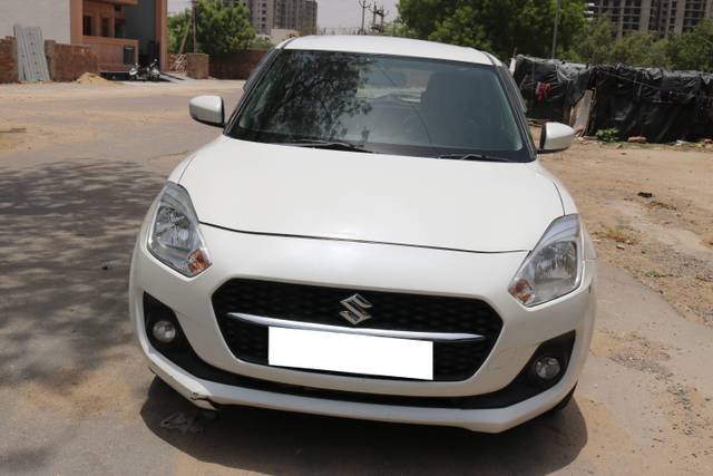https://images10.gaadi.com/usedcar_image/4582477/original/processed_d5ac93f69c80cc7c7c9ef5fa869b1bc6.JPG?imwidth=6400