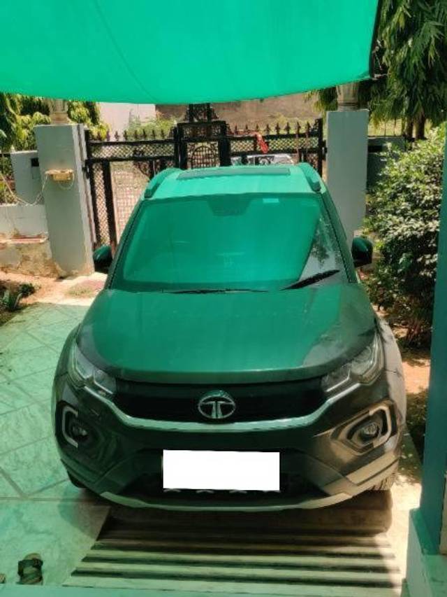 https://images10.gaadi.com/usedcar_image/4582491/original/processed_c93d7bdc-6088-4c46-be62-3072c569dcb1.jpg?imwidth=6400