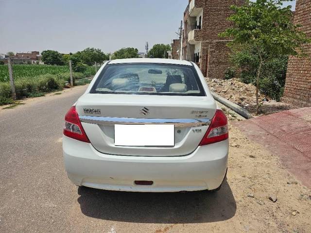 https://images10.gaadi.com/usedcar_image/4582506/original/processed_44d8c2c0-b4b9-4559-b60b-c60981d60364.jpg?imwidth=6402
