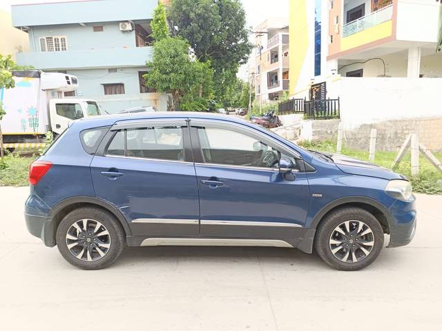 https://images10.gaadi.com/usedcar_image/4582512/original/15bb7342431ebe9635ea791d6c054c3e.jpg?imwidth=6401