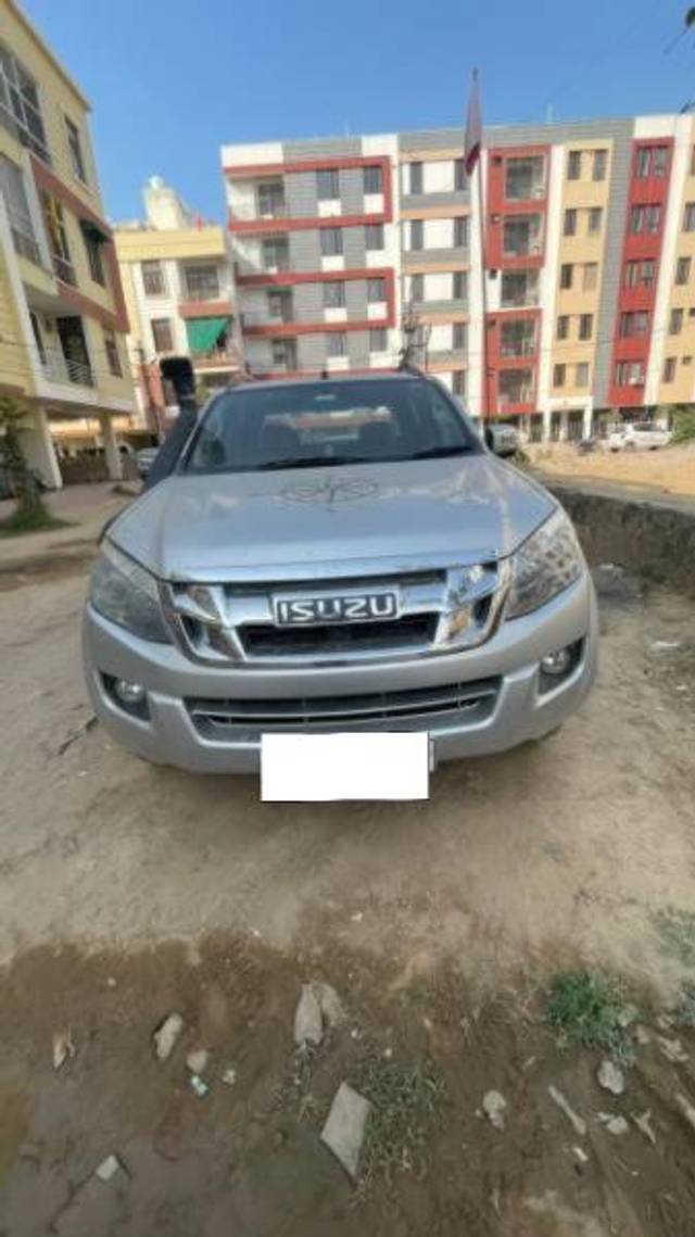https://images10.gaadi.com/usedcar_image/4582556/original/processed_53978290-4994-4c96-ab7d-dbbaf754c559.jpg?imwidth=6401