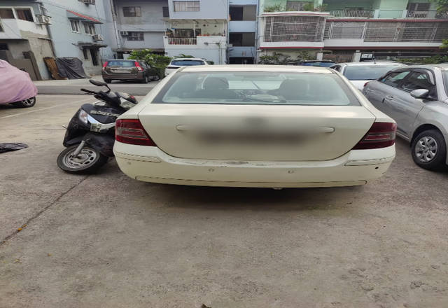 https://images10.gaadi.com/usedcar_image/4582587/original/7bfb0ad4-21ec-457c-8eb6-2c571a925ec4.?imwidth=6401