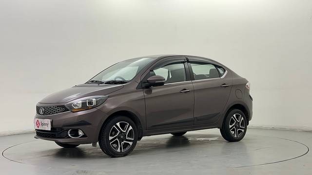 https://images10.gaadi.com/usedcar_image/4582595/original/51460e38d3647e87c94c4389ec440cc5.JPG?imwidth=6400