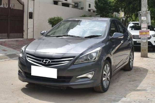 https://images10.gaadi.com/usedcar_image/4582596/original/processed_4a3c827775412467e3e6ec9b936e7547.jpg?imwidth=6402