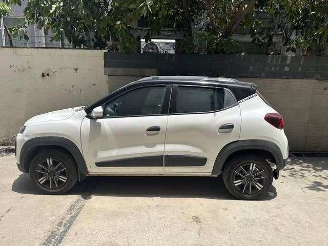 https://images10.gaadi.com/usedcar_image/4582653/original/processed_8132d248-b89a-4f06-89f4-ffadd64cc655.jpg?imwidth=6402