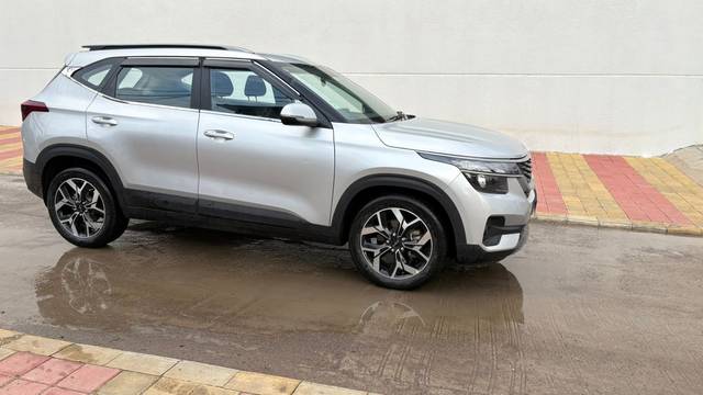 https://images10.gaadi.com/usedcar_image/4582667/original/6a7c0ff83c293558b8612675e92d4df9.jpeg?imwidth=6400