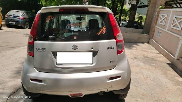 https://images10.gaadi.com/usedcar_image/4582686/original/processed_a01ba3ad-25b5-4989-8f93-9299515d77ec.jpg?imwidth=6401
