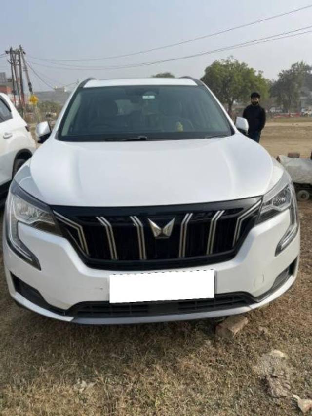 https://images10.gaadi.com/usedcar_image/4582763/original/processed_4f14d97e-1e21-4152-9f52-44d54086cb02.jpg?imwidth=6402