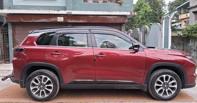 https://images10.gaadi.com/usedcar_image/4582787/original/processed_2cf56009-fecc-4de9-aa4b-5d39f6ca36c2.jpg?imwidth=6401