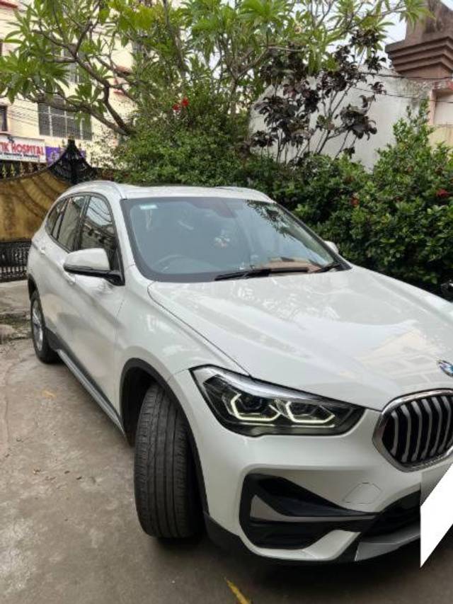 https://images10.gaadi.com/usedcar_image/4582798/original/processed_2a0e858c-6912-483c-9c84-42eb3d663e05.jpg?imwidth=6400