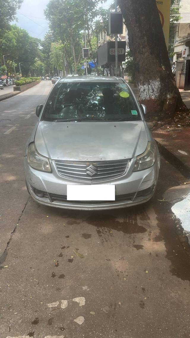 https://images10.gaadi.com/usedcar_image/4582854/original/processed_ff57b9b0-271c-40bd-a944-a07d94310393.jpg?imwidth=6400