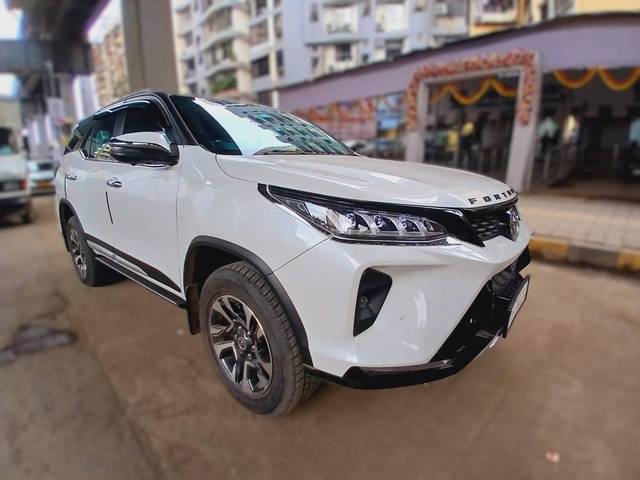 https://images10.gaadi.com/usedcar_image/4582921/original/processed_6ce24dcc422fd74624a8b856cde42461.jpg?imwidth=6400