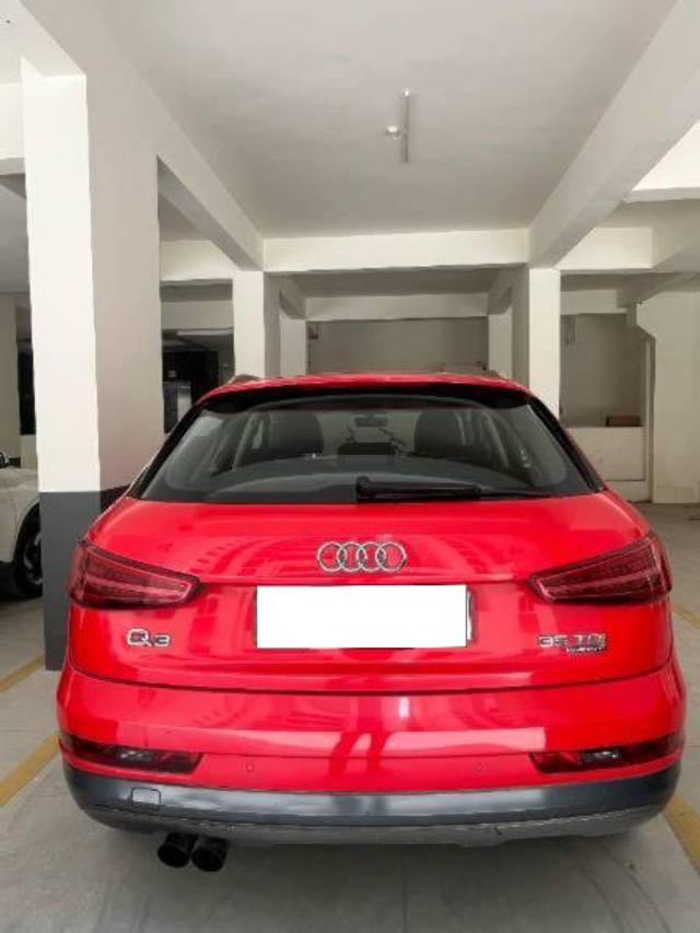 https://images10.gaadi.com/usedcar_image/4582928/original/processed_f48e187a-65a1-4d5f-b6df-98d102224dce.jpeg?imwidth=6402