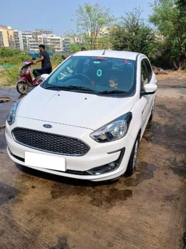 https://images10.gaadi.com/usedcar_image/4582930/original/processed_eb657b23-a386-4da6-a01c-c2873019bca9.jpg?imwidth=6400
