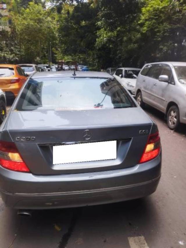 https://images10.gaadi.com/usedcar_image/4582934/original/processed_5d31a2ff-0aae-4746-a476-46b09865d8dd.jpeg?imwidth=6401