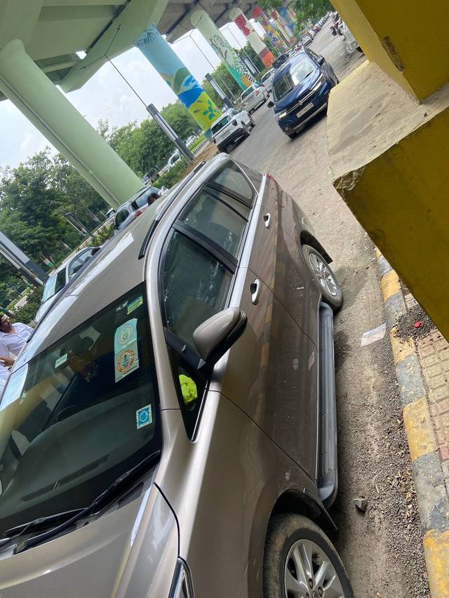https://images10.gaadi.com/usedcar_image/4582935/original/517d006e46c8d54f5932c5ffb710bc47.jpg?imwidth=6401