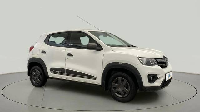 https://images10.gaadi.com/usedcar_image/4582959/original/d642c886f8309415606f001705803513.jpg?imwidth=6400