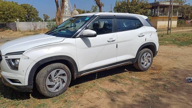 https://images10.gaadi.com/usedcar_image/4582994/original/processed_9a1998ba-7d13-4ed1-819f-41d1969a55f1.jpg?imwidth=6400