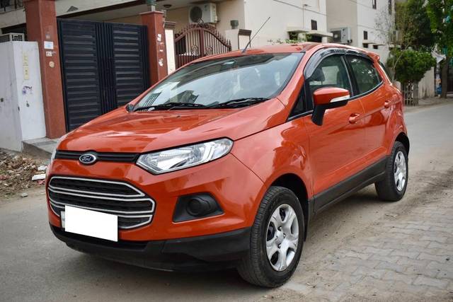 https://images10.gaadi.com/usedcar_image/4583023/original/processed_46aa5641696b3bf6fc556b8c1415bea4.jpg?imwidth=6402