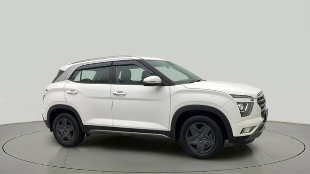 https://images10.gaadi.com/usedcar_image/4583041/original/3207e082b11ea5a998e17fed0d526c62.jpg?imwidth=6400