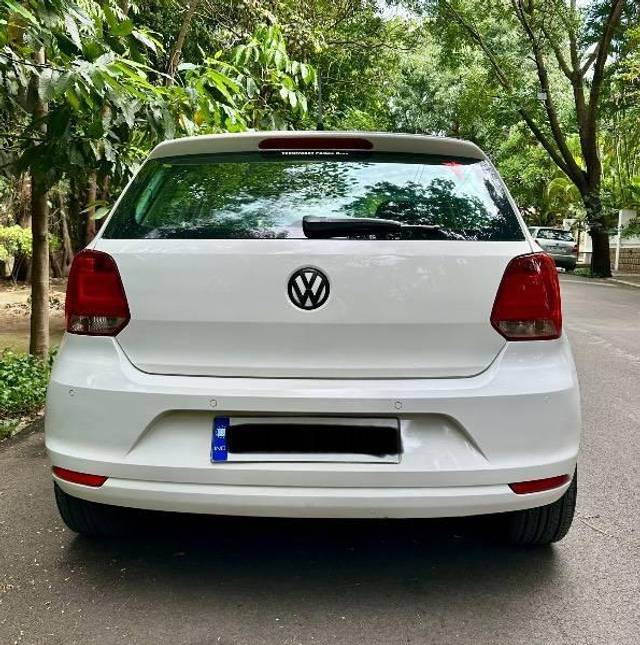 https://images10.gaadi.com/usedcar_image/4583046/original/processed_7b1105b3-2caa-4817-92f3-4699f74a2644.jpeg?imwidth=6402