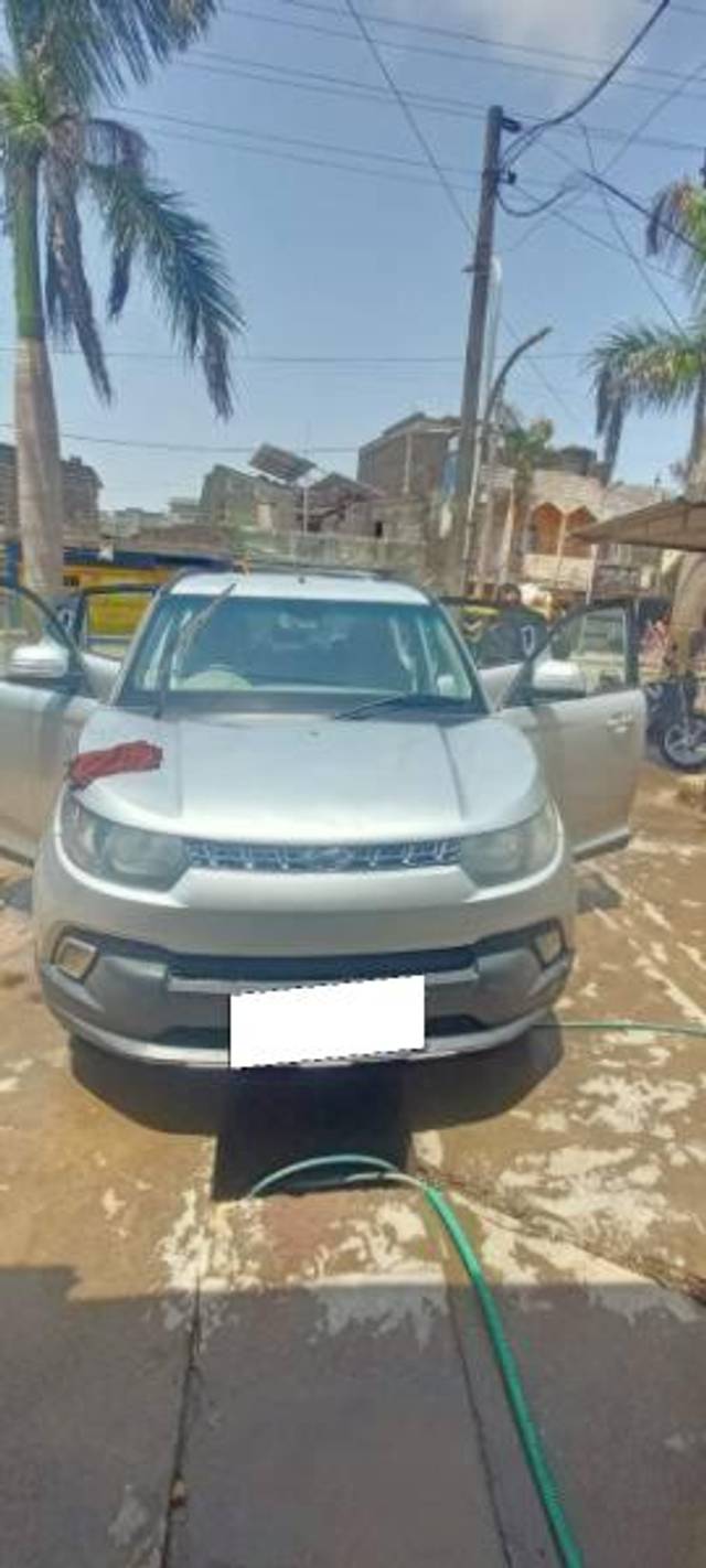 https://images10.gaadi.com/usedcar_image/4583047/original/processed_19dd477a-34b9-4747-a08c-a2e7e7694647.jpg?imwidth=6400