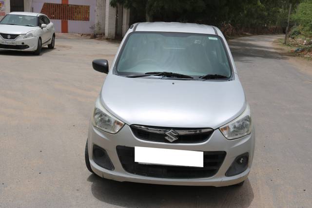 https://images10.gaadi.com/usedcar_image/4583048/original/processed_153cb063295d9c1986b146f12fe8e7ed.JPG?imwidth=6400