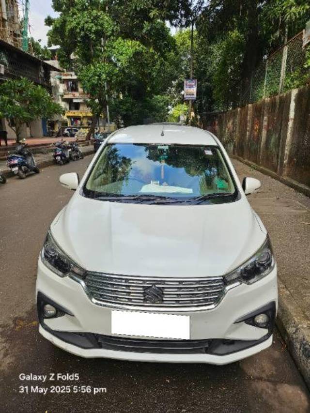 https://images10.gaadi.com/usedcar_image/4583068/original/processed_bece636a-155b-47ed-9e82-b66bc64200dc.jpg?imwidth=6400
