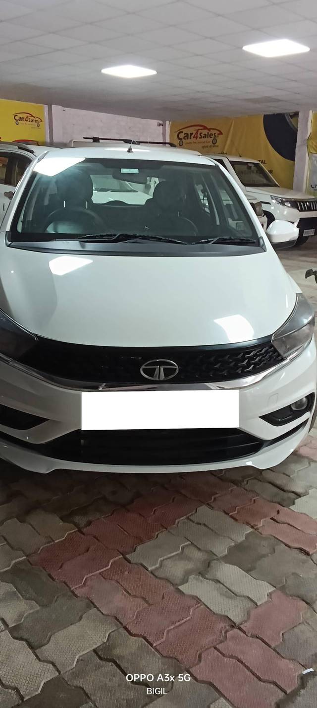 https://images10.gaadi.com/usedcar_image/4583072/original/processed_5a1ae04c-a2ec-48ce-88d1-4d245c8c795f.jpg?imwidth=6400