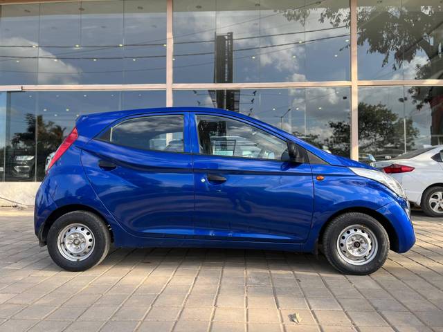 https://images10.gaadi.com/usedcar_image/4583076/original/processed_065ddd61ce110649ca948fb361433f03.jpg?imwidth=6401