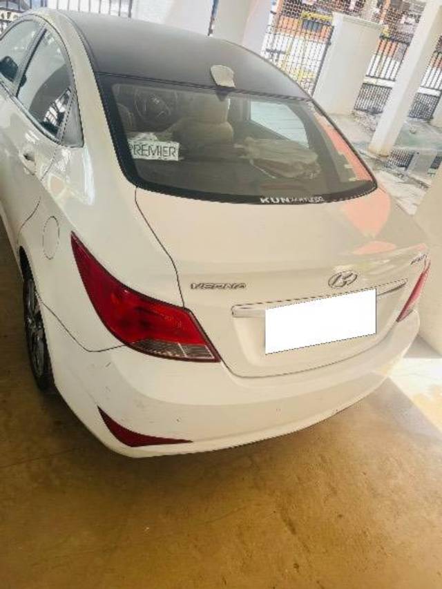 https://images10.gaadi.com/usedcar_image/4583145/original/processed_e954c47e-8982-4a99-8782-e247bb7f512e.jpeg?imwidth=6402