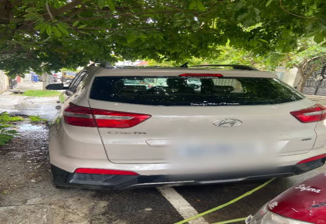 https://images10.gaadi.com/usedcar_image/4583220/original/bef8f90e-1f45-43f5-9364-9c8308cd0450.?imwidth=6401