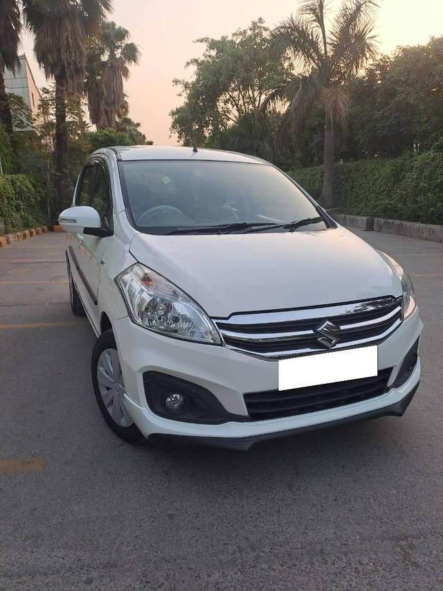 https://images10.gaadi.com/usedcar_image/4583236/original/processed_3d11f1f4b151e93a8957bc414570acdb.jpg?imwidth=6400