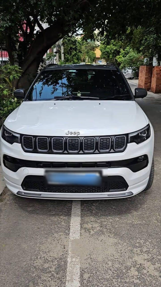 https://images10.gaadi.com/usedcar_image/4583240/original/039eb842-44f0-47e4-adf1-c750bd7d23e2.png?imwidth=6400