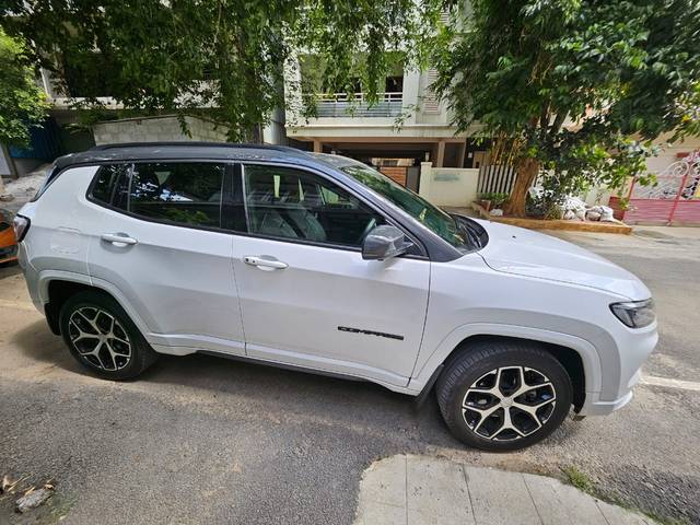 https://images10.gaadi.com/usedcar_image/4583240/original/4ef43bca-f085-4460-9de7-135cf1c77f57.jpg?imwidth=6401