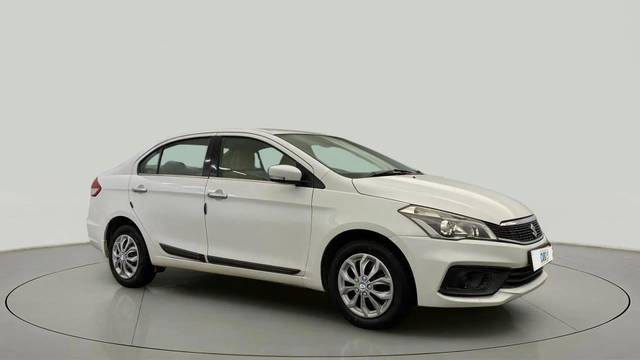 https://images10.gaadi.com/usedcar_image/4583287/original/82b6e8ee70f54ec960dde1b6b35d1620.jpg?imwidth=6400