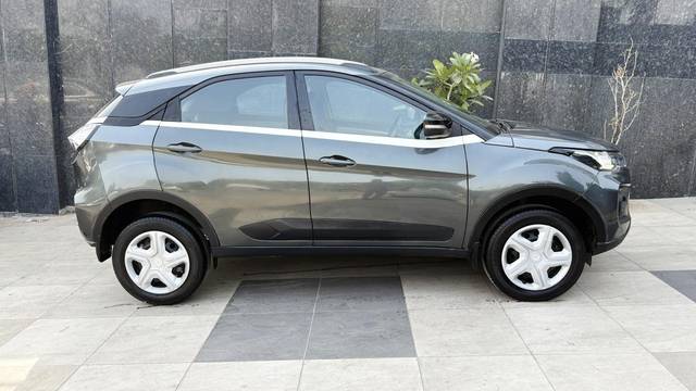 https://images10.gaadi.com/usedcar_image/4583289/original/d95ab451eba1c54fee47c19efb480cd9.jpg?imwidth=6401
