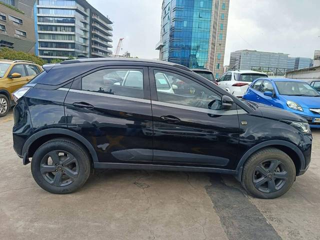 https://images10.gaadi.com/usedcar_image/4583304/original/processed_a322eebc5196a68fc417b9a38889b405.jpg?imwidth=6401