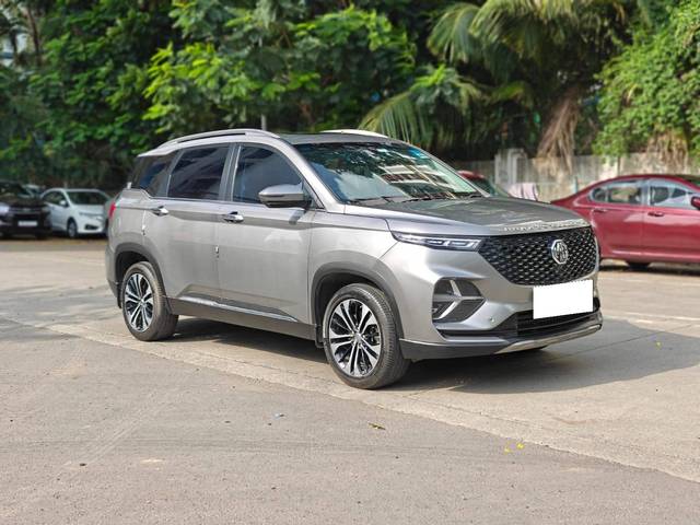 https://images10.gaadi.com/usedcar_image/4583311/original/processed_8e5725cfc474f4c13b90dbf5d899e892.jpg?imwidth=6400